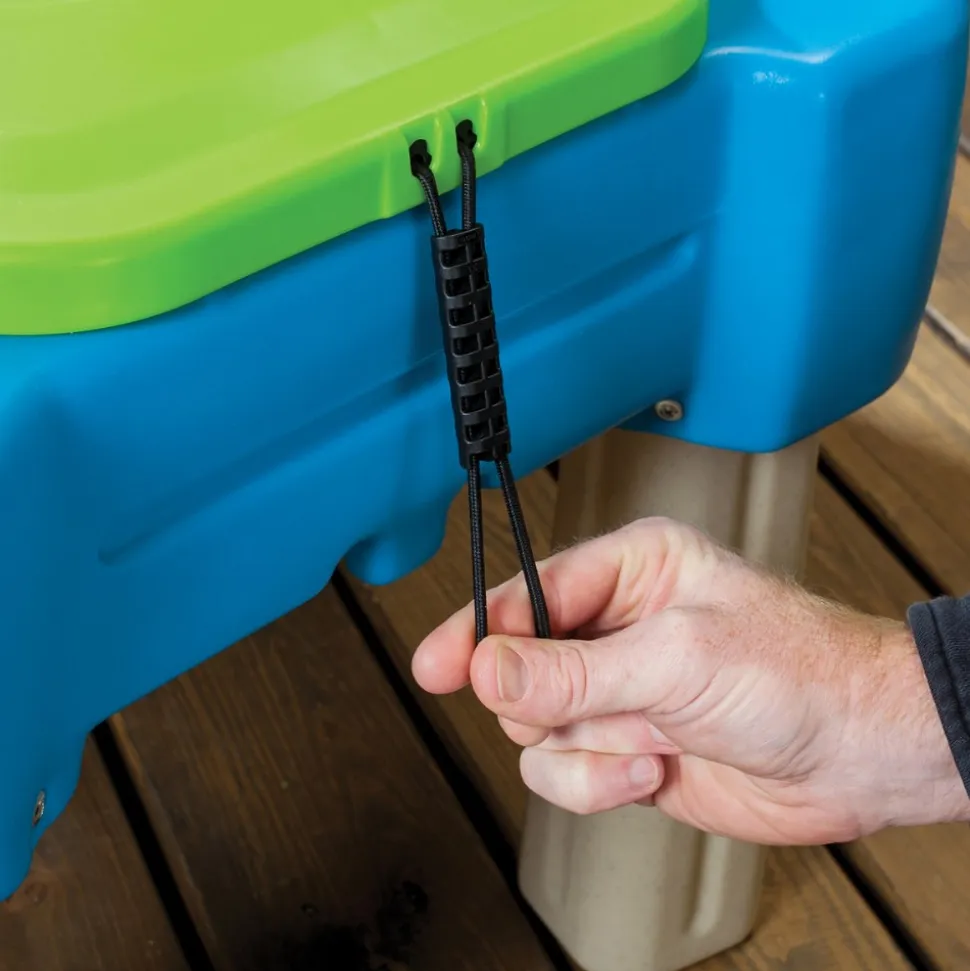 Cascading Cove Sand and Water Table