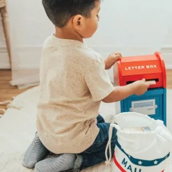 Extra Special Delivery Mail Set