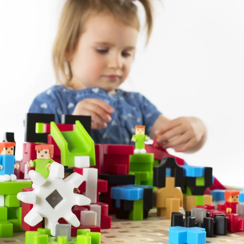 IO Blocks® Center 458 Building Pieces