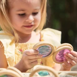 Light and Color Textured Discs