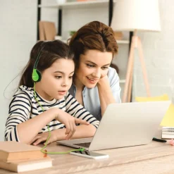 Personal On-Ear Stereo Headphone