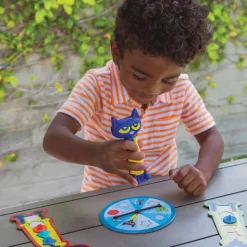 Pete the Cat® I Love My Buttons Game