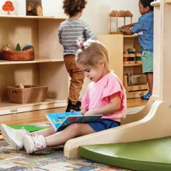 Reading Tree Nook 360 Degree