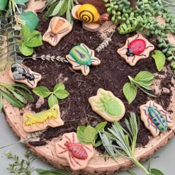 Sensory Play Stones: Bugs 12 Pieces