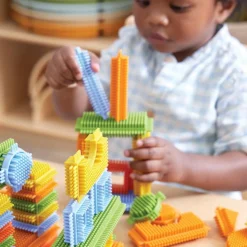 Snap and Stack Thistle Blocks 220 Pieces