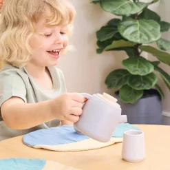 Teapot and Cups Set