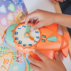 Time to Fly Game, A Telling Time Activity