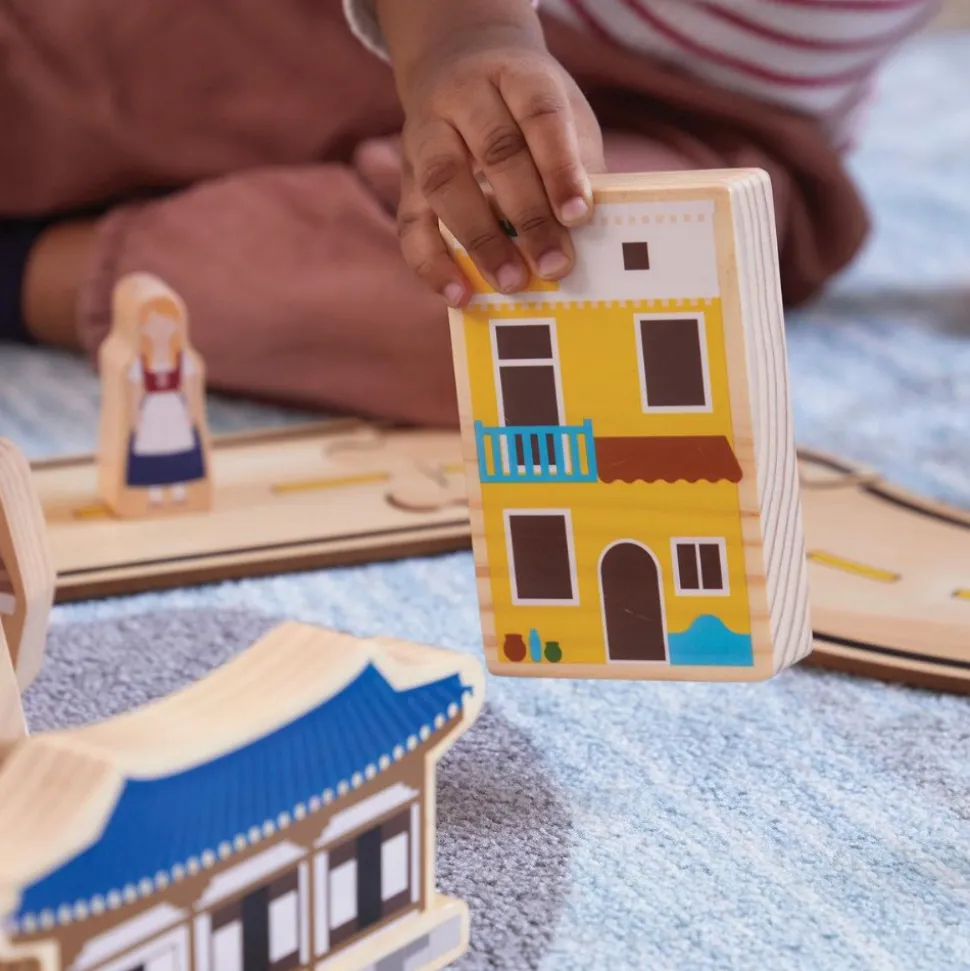 Traditional International Homes Set 15 Pieces