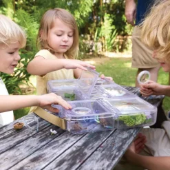 Traveling Treasures Discovery Lab