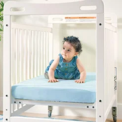 White Safe & Sound™ Crib