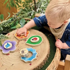 Who's Hiding? Garden Bug Puzzles Set of 4