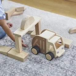 Wooden Garbage Truck